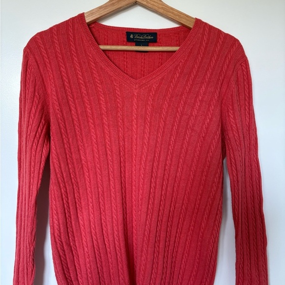 Brooks Brothers Silk & Cashmere Cable Knit V-Neck Sweater | Size Large - Picture 5 of 8